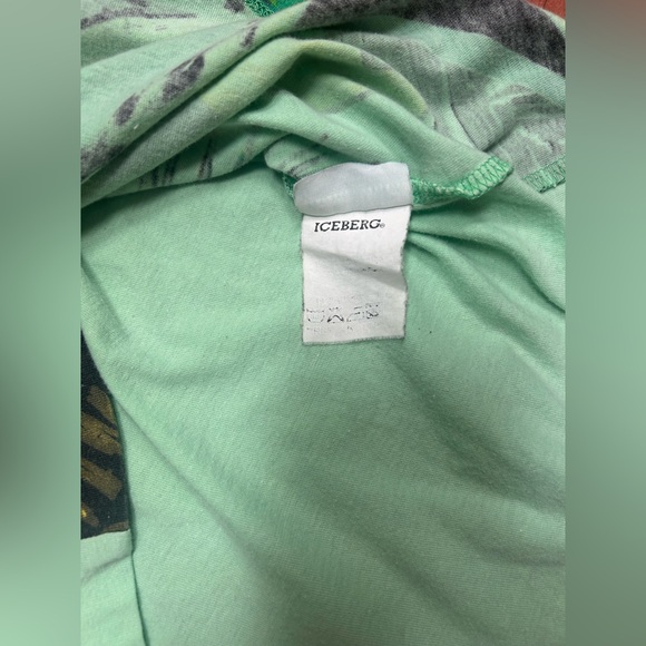 Vintage Donald Duck Iceberg T-shirt Made in Italy Size 42(M) - Picture 4 of 6